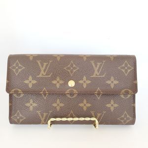 Louis Vuitton Monogram International Wallet